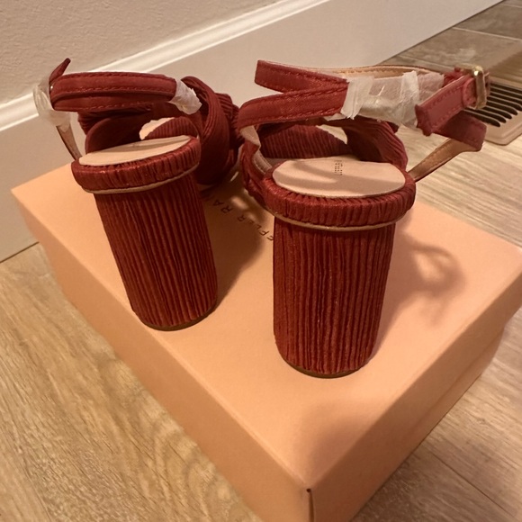 Loeffler Randall Camellia Pleated Bow Heel with Ankle Strap ,Size 8,burgundy. - Picture 7 of 7